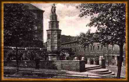 das Eulendenkmal an der Ecke Stollenstrasse und Beuthenerstrase