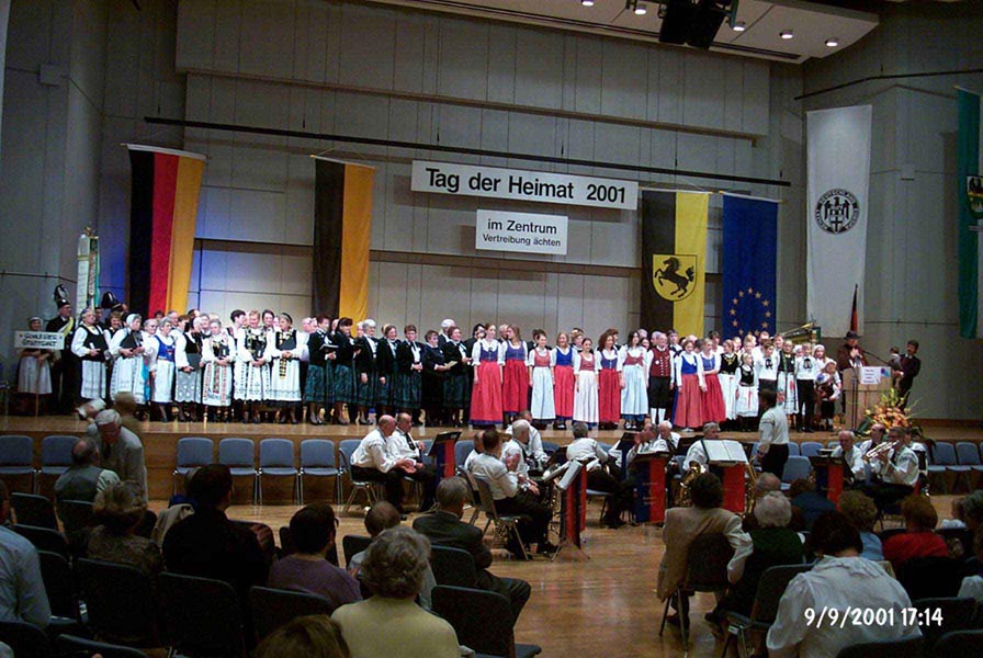 06Tag_der_Heimat_2001