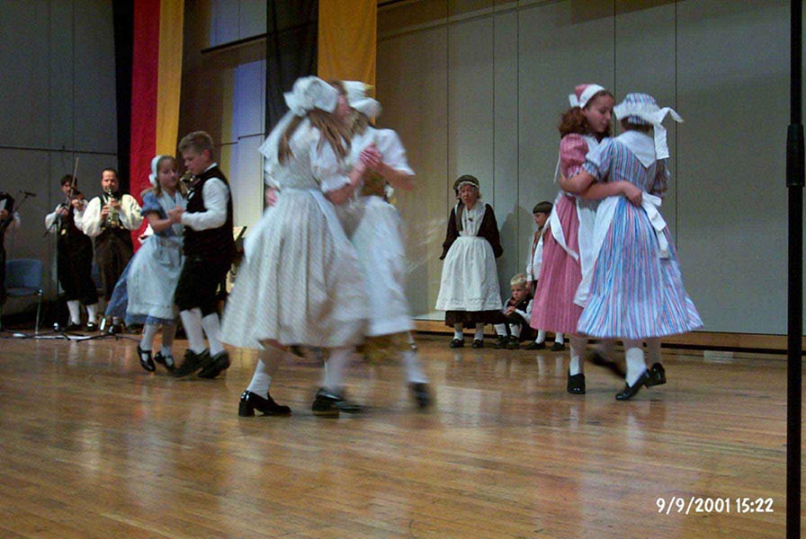 12Tag_der_Heimat_2001